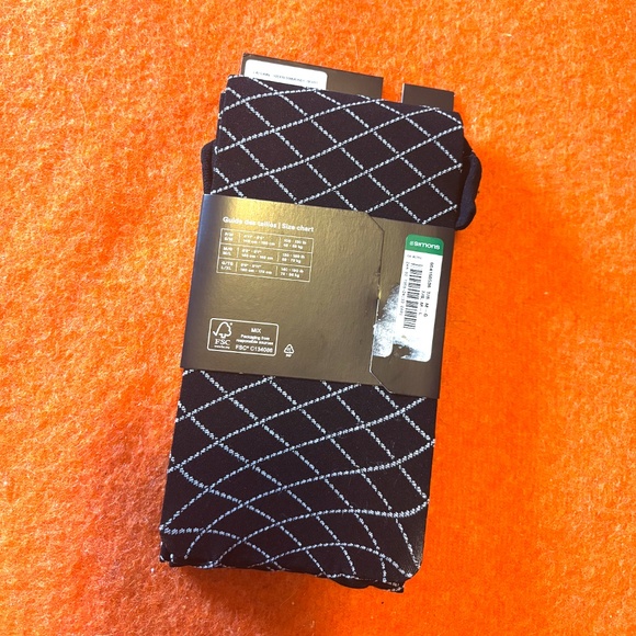 Black and white textured diagonal check tights made in Italy NWT - Picture 5 of 8